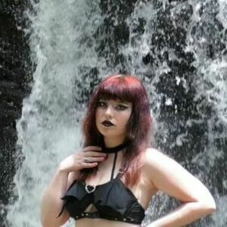 Foto desnuda filtrada de OnlyFans de Gothbynight