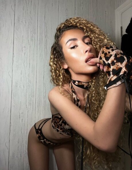 Jazmine Dyer