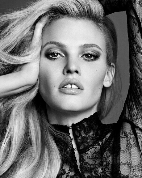 Lara Stone