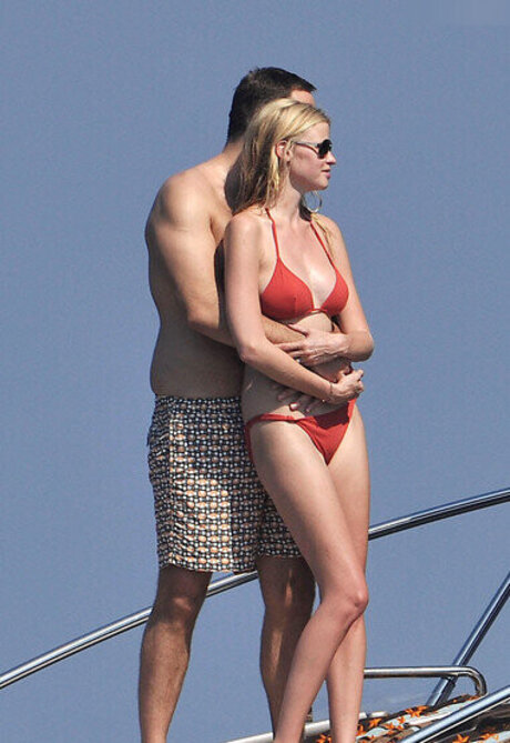 Lara Stone