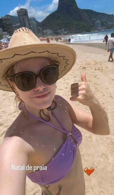 Leticia Colin