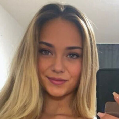 Foto desnuda filtrada de OnlyFans de Laurabauer