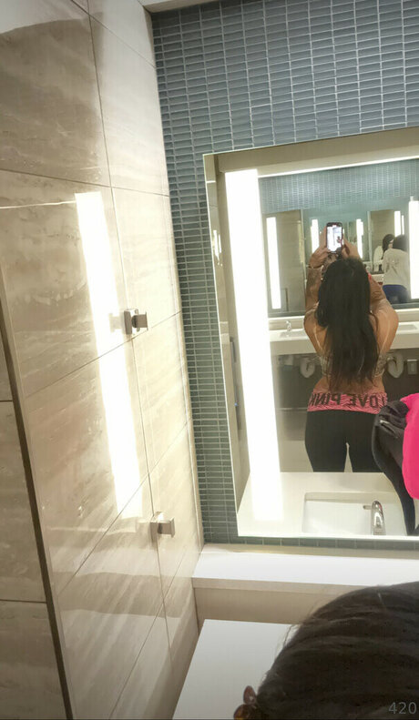 Foto desnuda filtrada de OnlyFans de Catholicnun