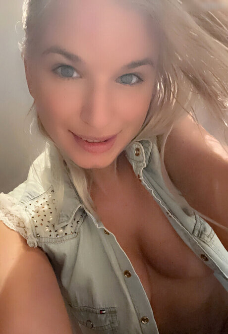 Clarafoxxx