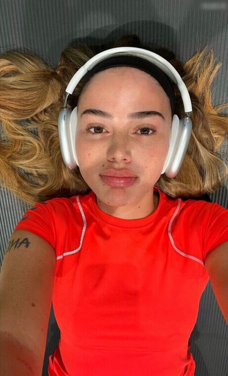 Loredana Zefi