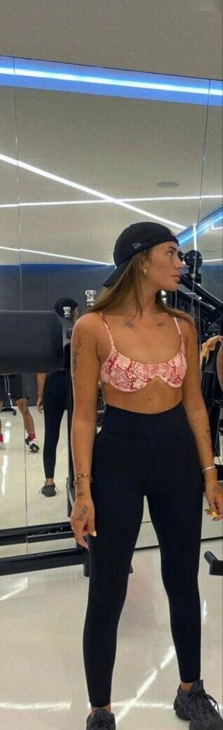 Loredana Zefi