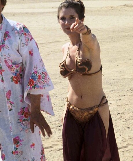 Foto desnuda filtrada de OnlyFans de Carrie Fisher