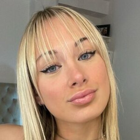 Isabellahoney