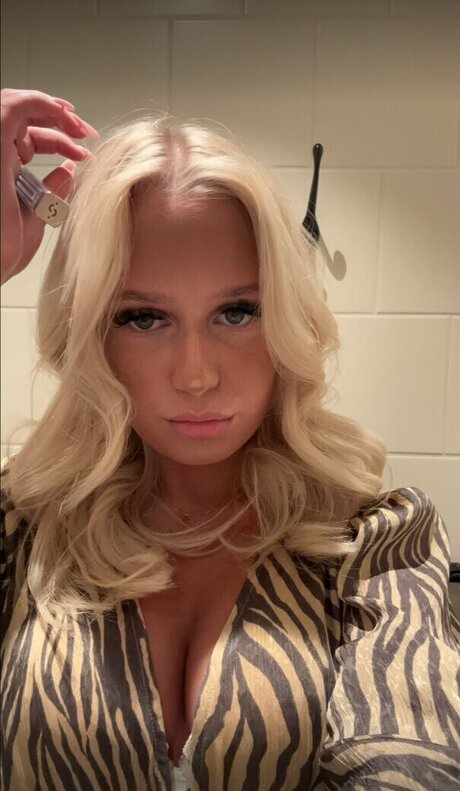 Foto desnuda filtrada de OnlyFans de Nellytheoneandonly