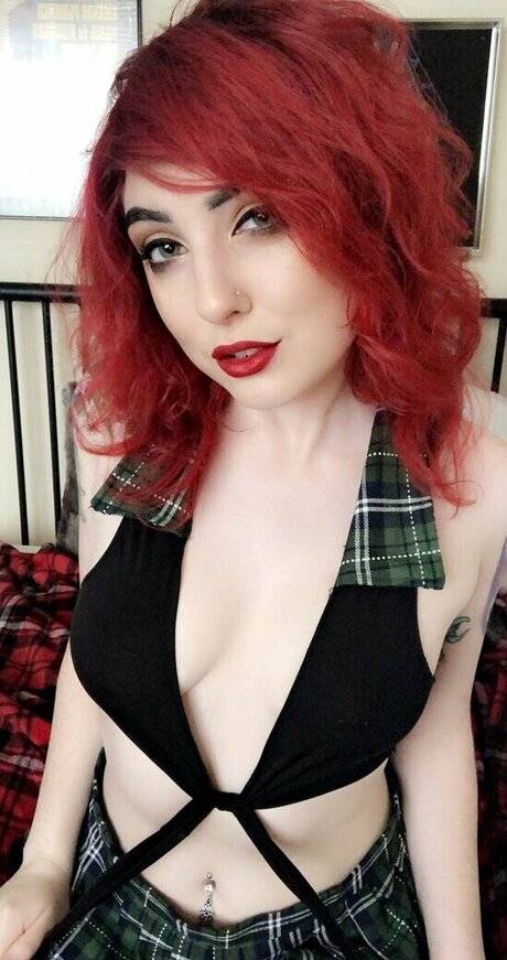 Lizzi Blake