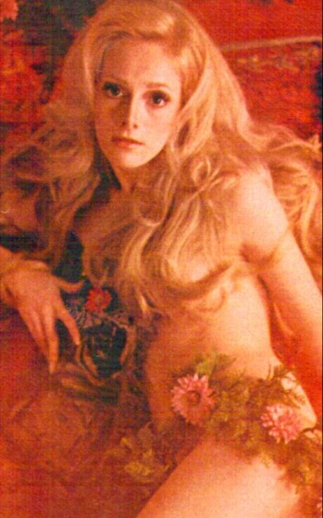 Foto desnuda filtrada de OnlyFans de Sondra Locke