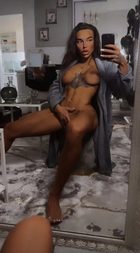 Foto desnuda filtrada de OnlyFans de Anny Marry