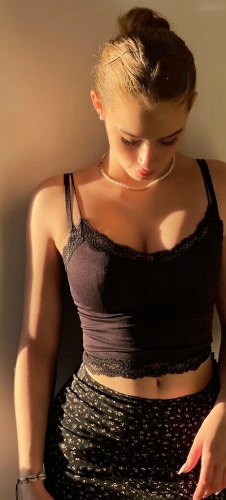 Kim Sara