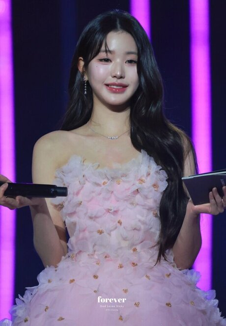 Jang Won-young
