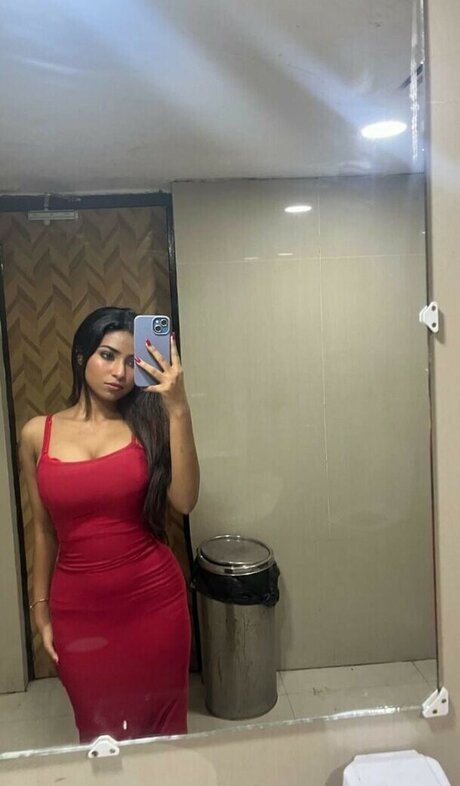 Foto desnuda filtrada de OnlyFans de Itzmesaheliofficial