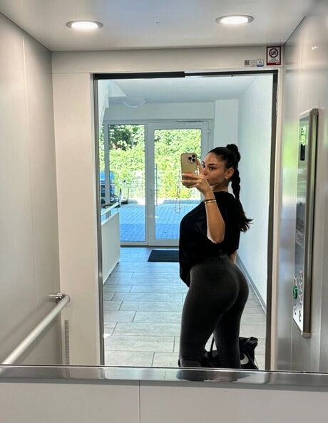 Foto desnuda filtrada de OnlyFans de Kaderimxx
