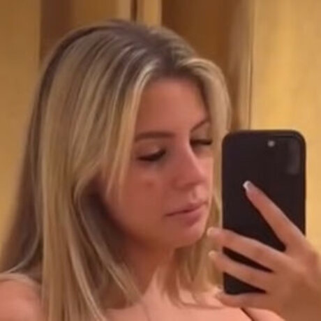 Lali957