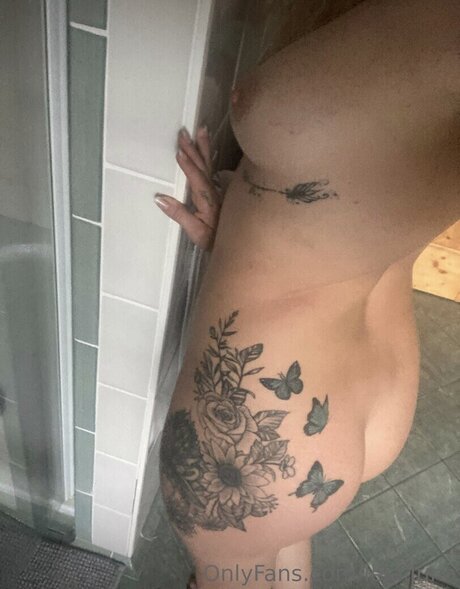 Foto desnuda filtrada de OnlyFans de Lena Johanna