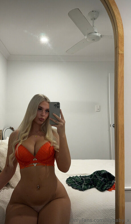 Foto desnuda filtrada de OnlyFans de Lilybabyx