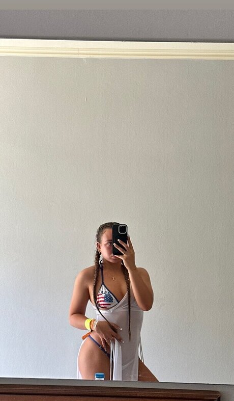Olivia Alex