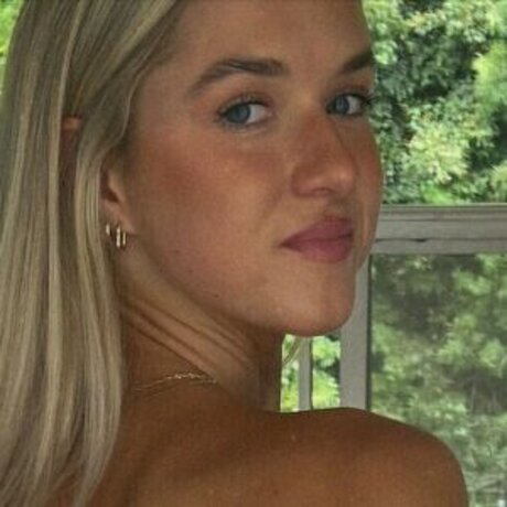Mia Bowman