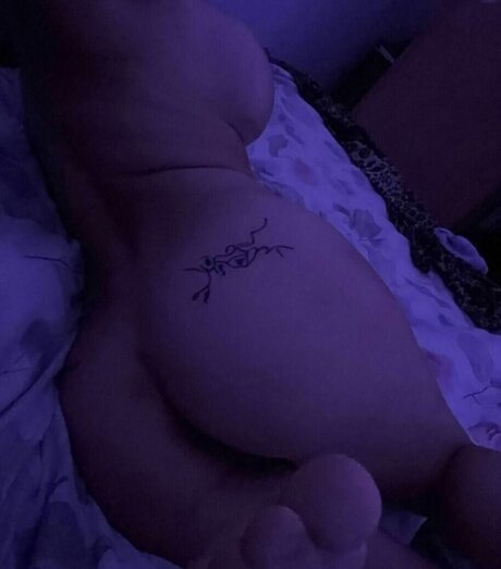 Lara Bttn