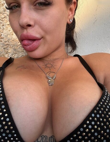 Lara Bttn