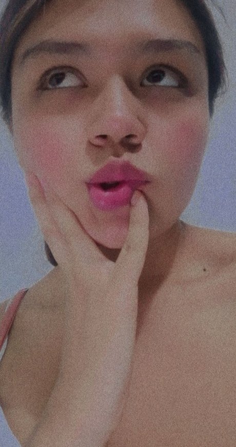Foto desnuda filtrada de OnlyFans de Laura