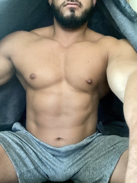 Foto desnuda filtrada de OnlyFans de Latinmuscles