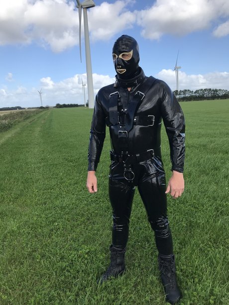 Latex48