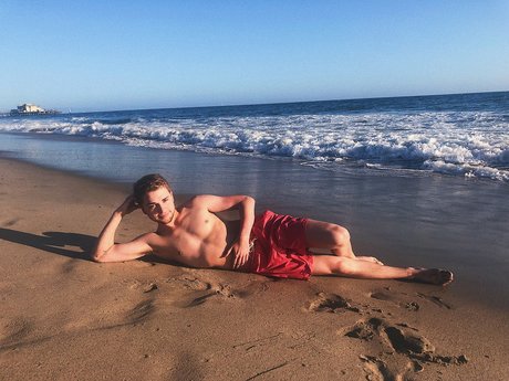 Foto desnuda filtrada de OnlyFans de Lars