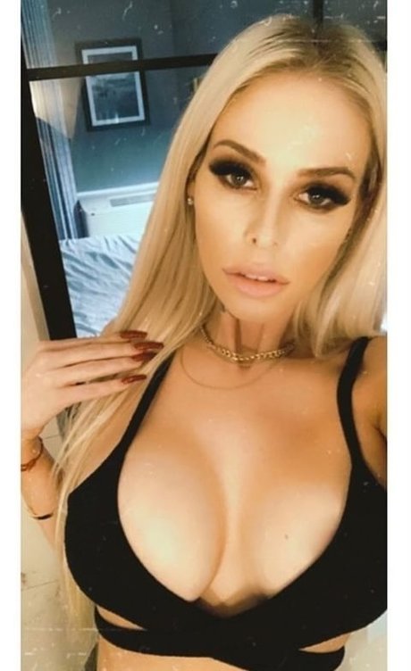 Foto desnuda filtrada de OnlyFans de Lalabanxx