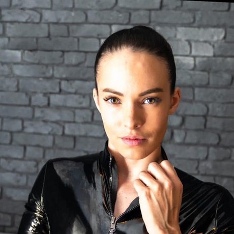 Lady Tess Ch