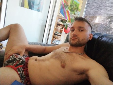 Foto desnuda filtrada de OnlyFans de Cedric
