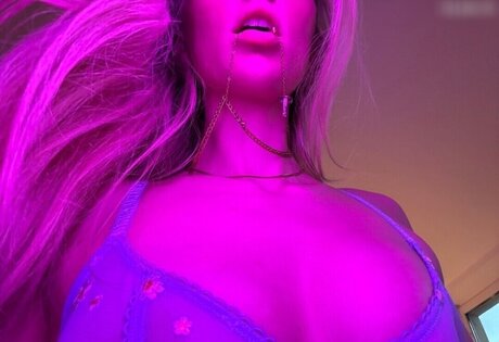 Foto desnuda filtrada de OnlyFans de Bellaraee