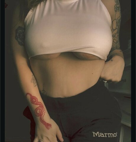 Foto desnuda filtrada de OnlyFans de Astrolgygrl