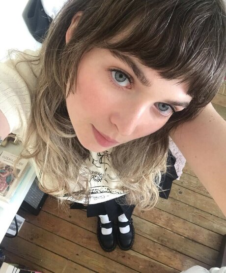 Meg Mills