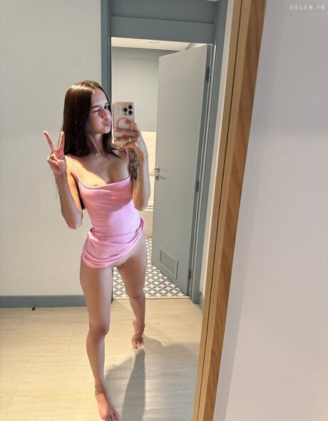 Eva_oopsy