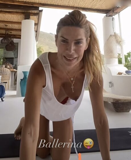 Veronica Maya