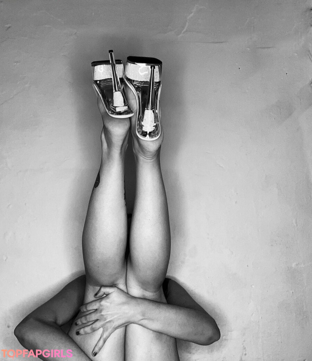 Foto desnuda filtrada de OnlyFans de Castizavixens #25 Foto desnuda filtrada de OnlyFans de Castizavixens #25
