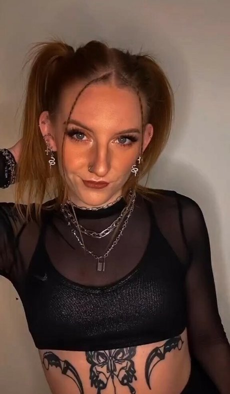 Foto desnuda filtrada de OnlyFans de Towfacedkimmy