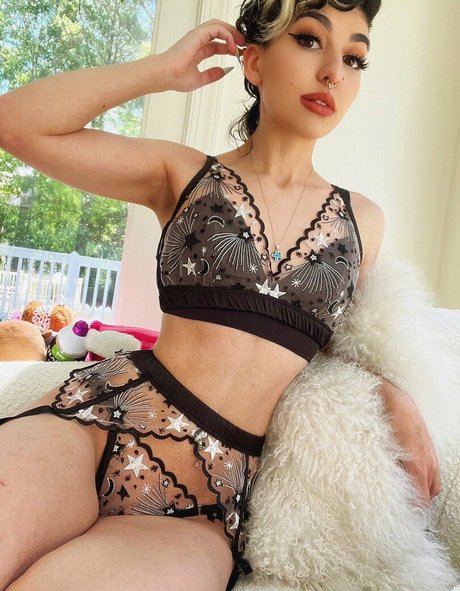 Foto desnuda filtrada de OnlyFans de Sailortabbycat