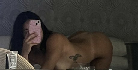 Foto desnuda filtrada de OnlyFans de Thedevineangel