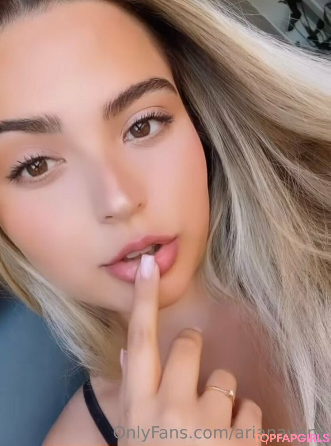 Foto desnuda filtrada de OnlyFans de Arianavanx #50 Foto desnuda filtrada de OnlyFans de Arianavanx #50
