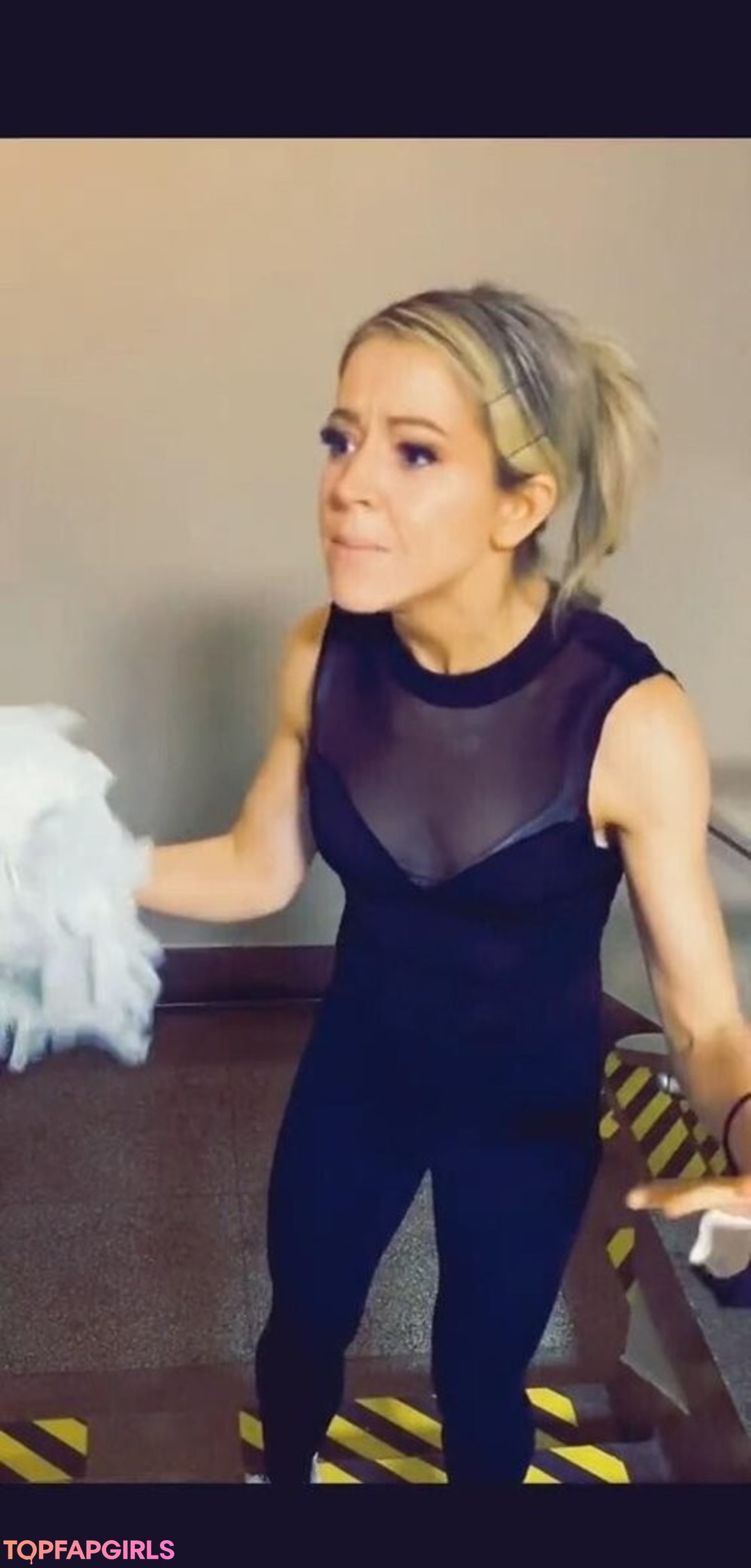 Foto desnuda filtrada de OnlyFans de Lindsey Stirling #21 Foto desnuda filtrada de OnlyFans de Lindsey Stirling #21