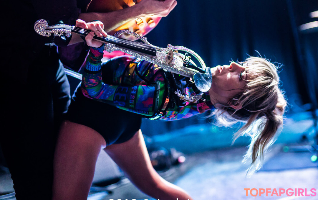 Foto desnuda filtrada de OnlyFans de Lindsey Stirling #96 Foto desnuda filtrada de OnlyFans de Lindsey Stirling #96