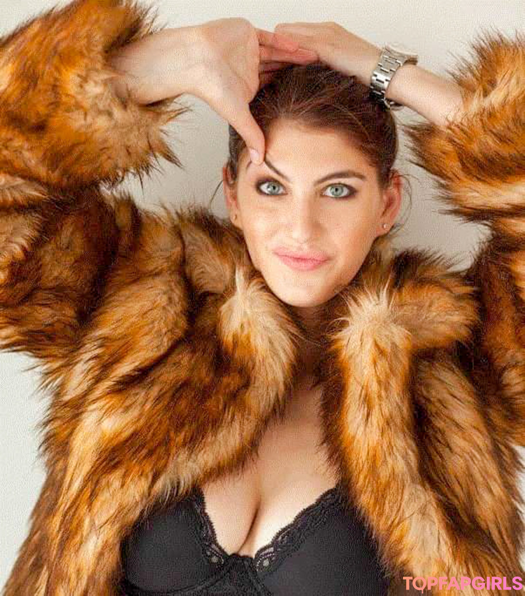 Foto desnuda filtrada de OnlyFans de Ariana Basseri #117 Foto desnuda filtrada de OnlyFans de Ariana Basseri #117