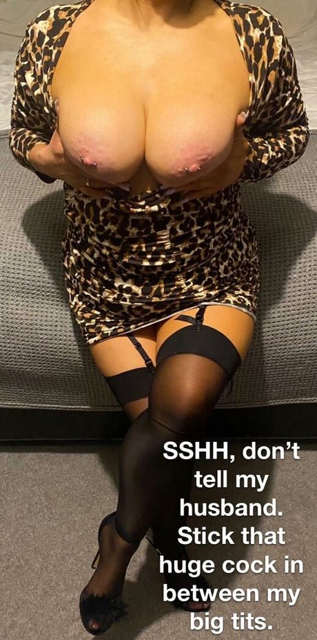Foto desnuda filtrada de OnlyFans de Holytits