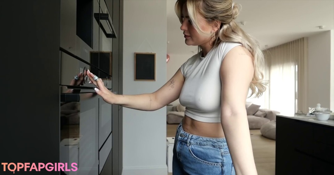 Foto desnuda filtrada de OnlyFans de Maren Wolf #188 Foto desnuda filtrada de OnlyFans de Maren Wolf #188