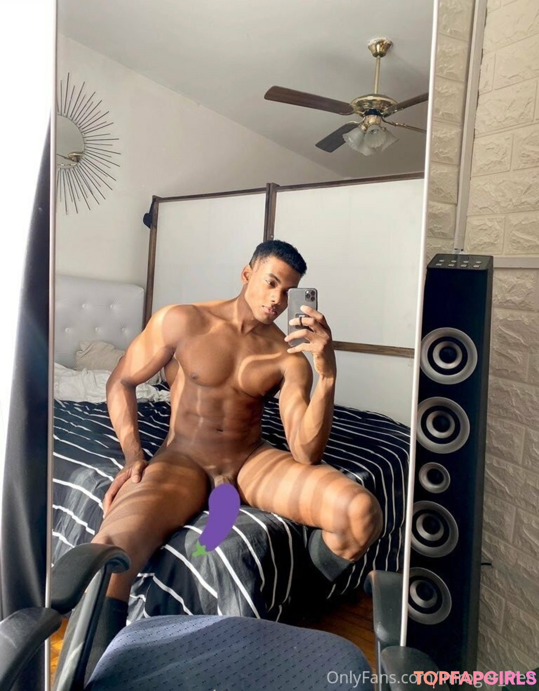 Foto desnuda filtrada de OnlyFans de Imrogerfree #10 Foto desnuda filtrada de OnlyFans de Imrogerfree #10